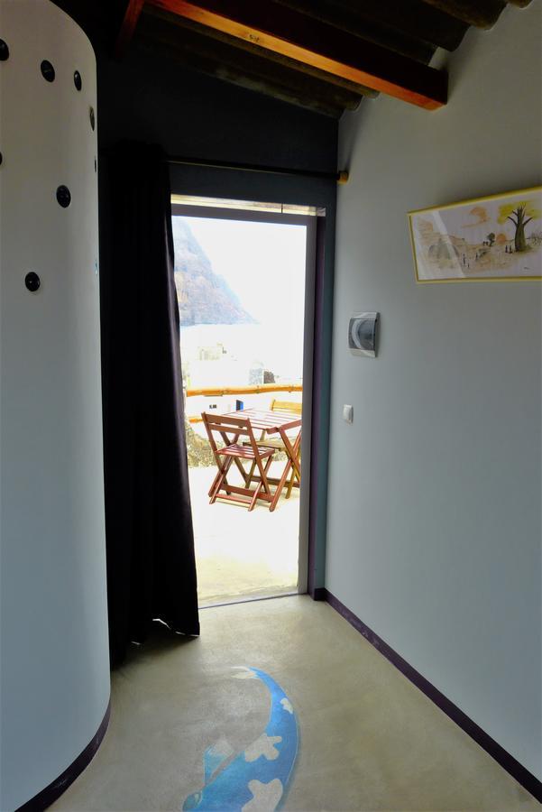 Bed and Breakfast Kasa Tambla Понта-ду-Сол Экстерьер фото