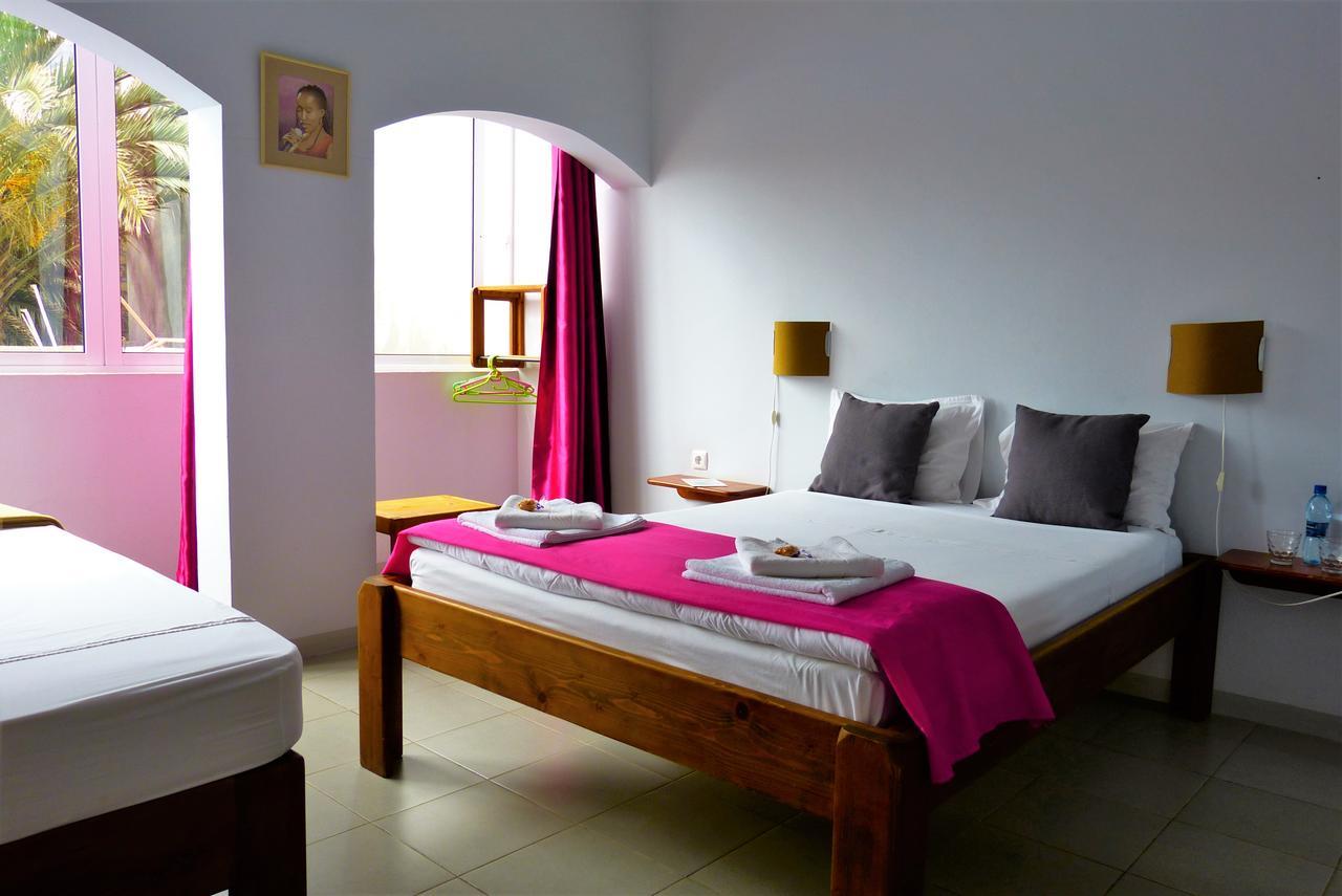 Bed and Breakfast Kasa Tambla Понта-ду-Сол Экстерьер фото
